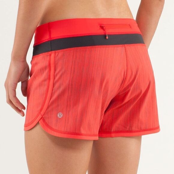 Lululemon Groovy Run Short - Picture 1 of 6